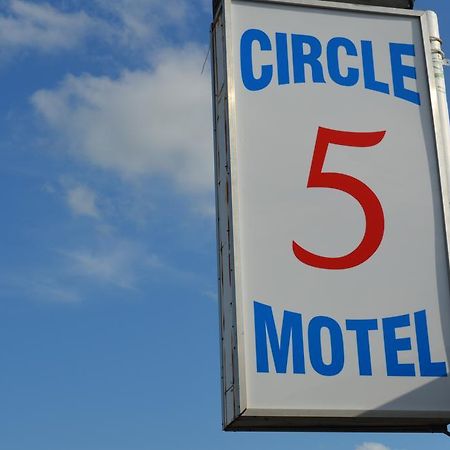 Circle 5 Motel Olds Exteriér fotografie